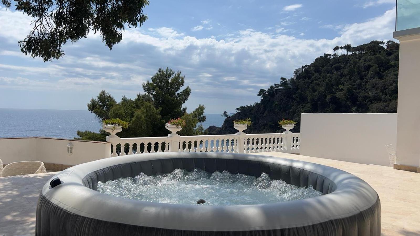 Hotel La Calanque Cavalaire-sur-Mer Zewnętrze zdjęcie