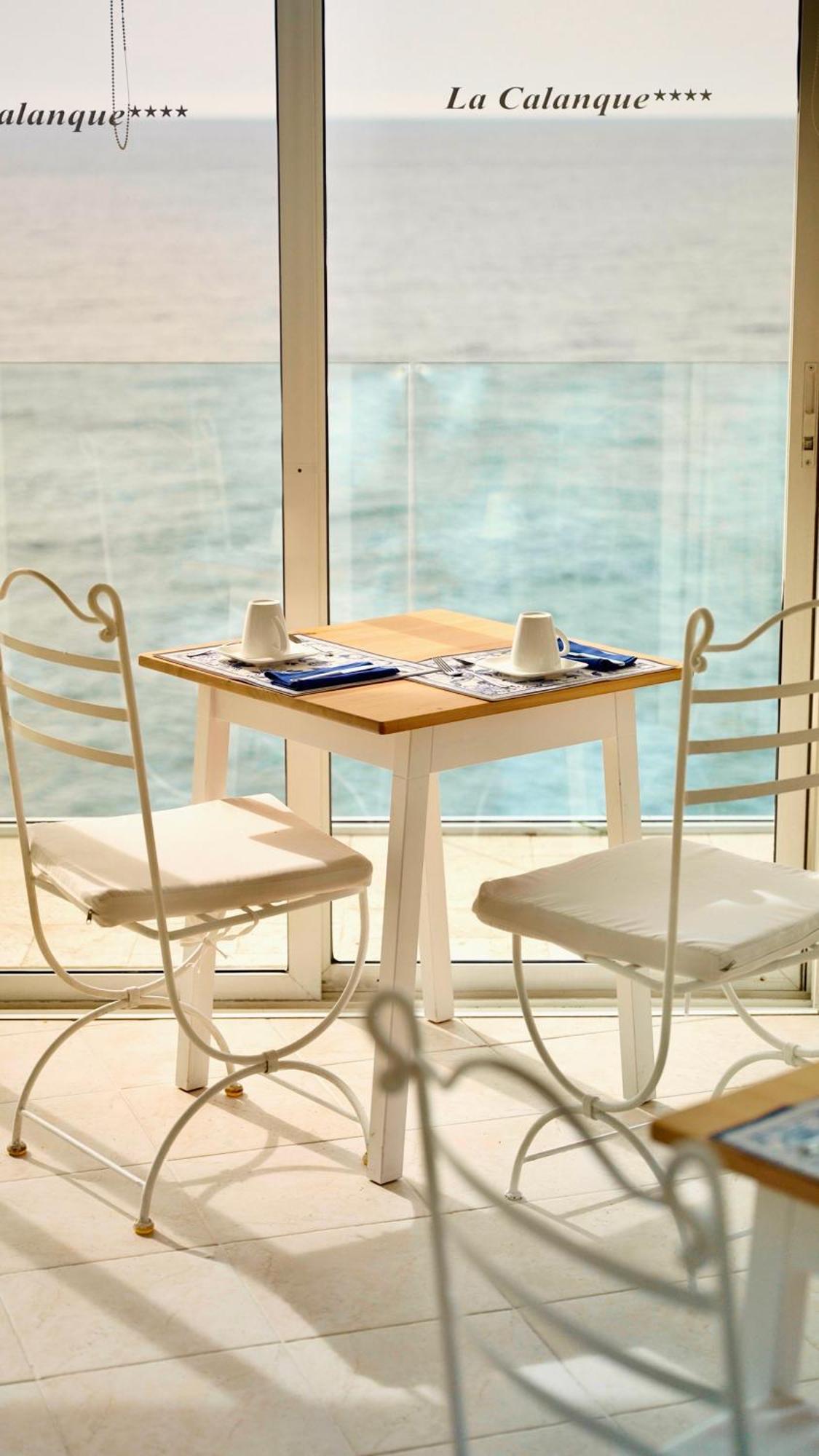Hotel La Calanque Cavalaire-sur-Mer Zewnętrze zdjęcie